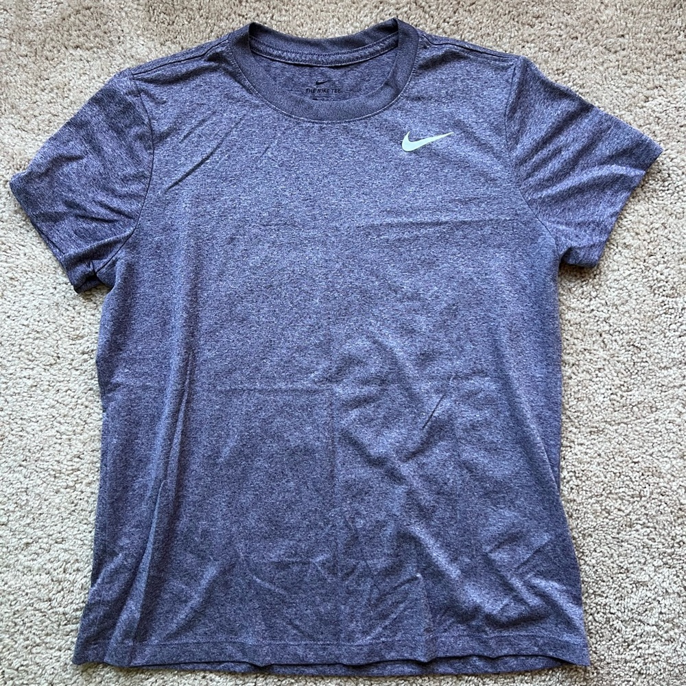 Nike Dri-FIT Women’s Large Tee